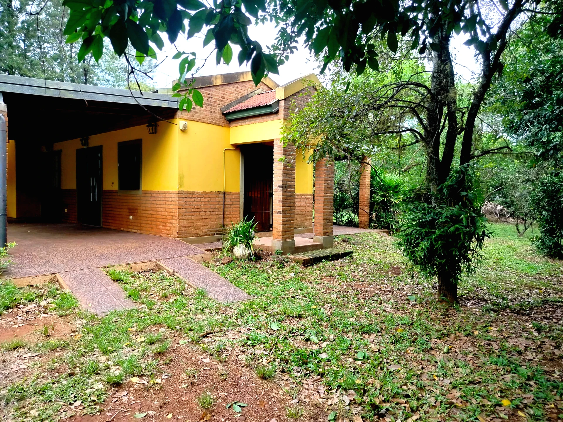 Casa en ALQUILER – Barrio Fátima