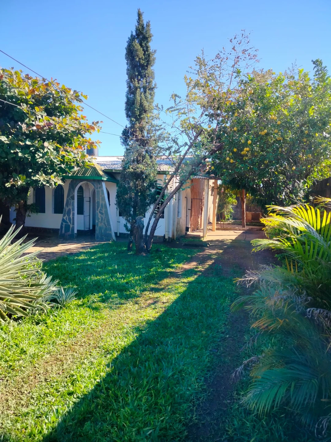 Casa AMOBLADA en ALQUILER – Barrio Motem