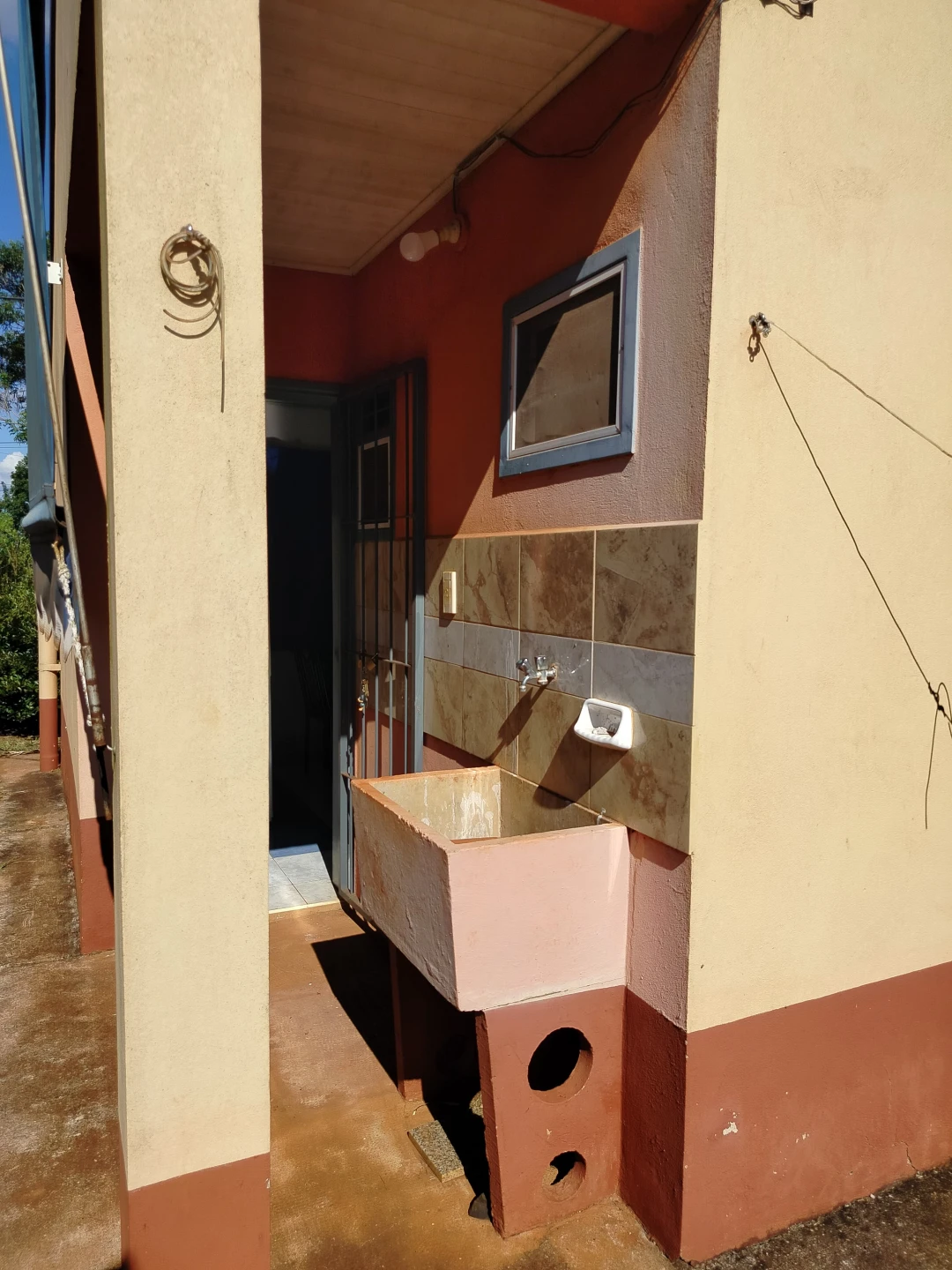 Casa AMOBLADA en ALQUILER - VENTA