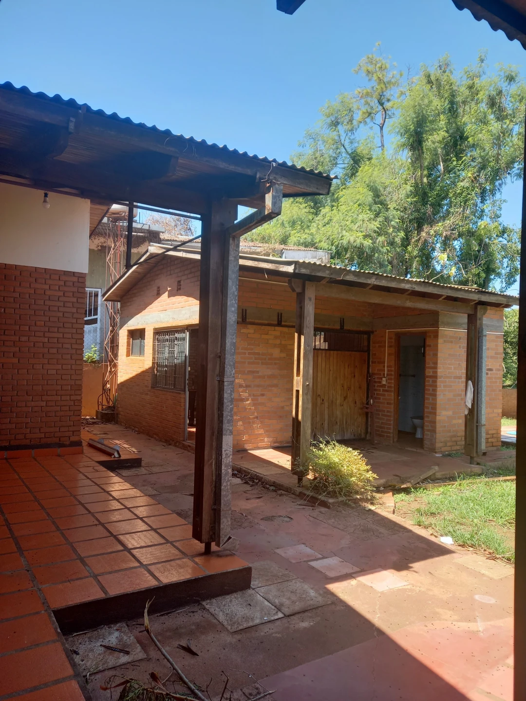 Casa en ALQUILER – Puerto Piray