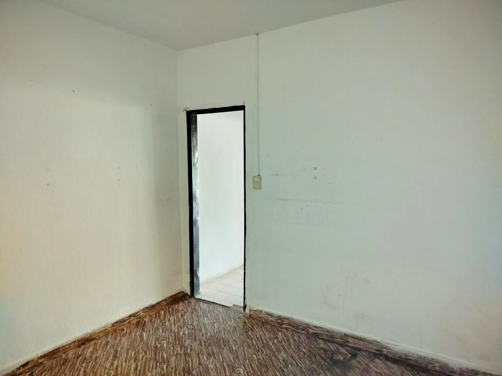 Local Comercial en ALQUILER – Ubicación Estratégica