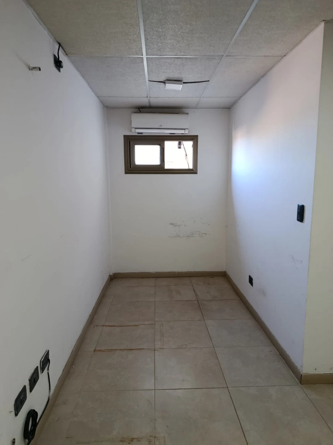 OFICINA en ALQUILER – Acevedo