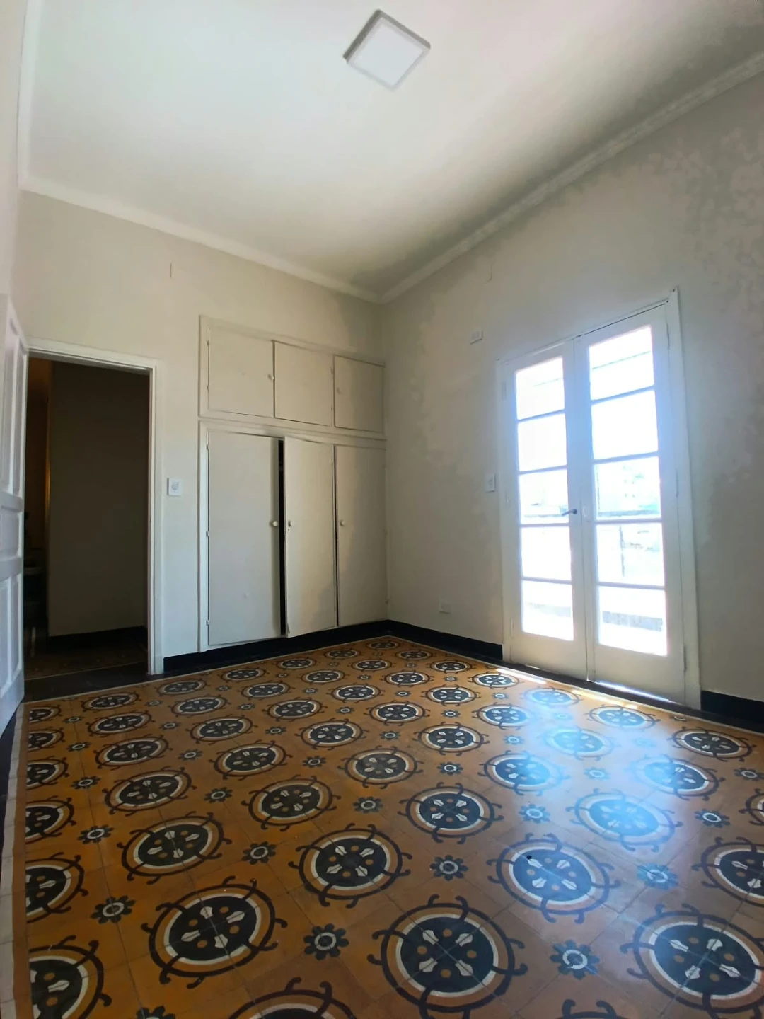 Dpto en ALQUILER – Micro Centro. Salta.