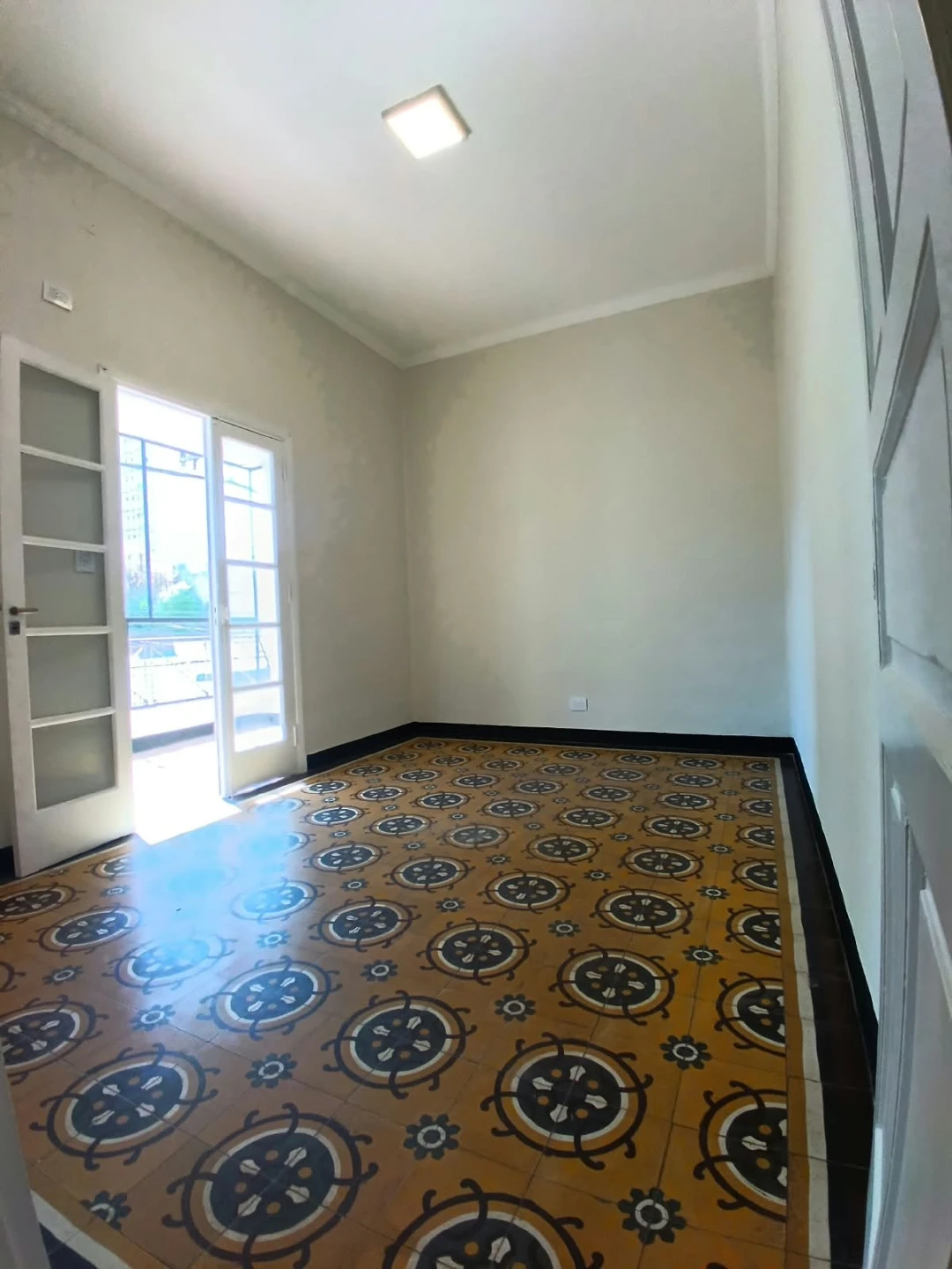 Dpto en ALQUILER – Micro Centro. Salta.