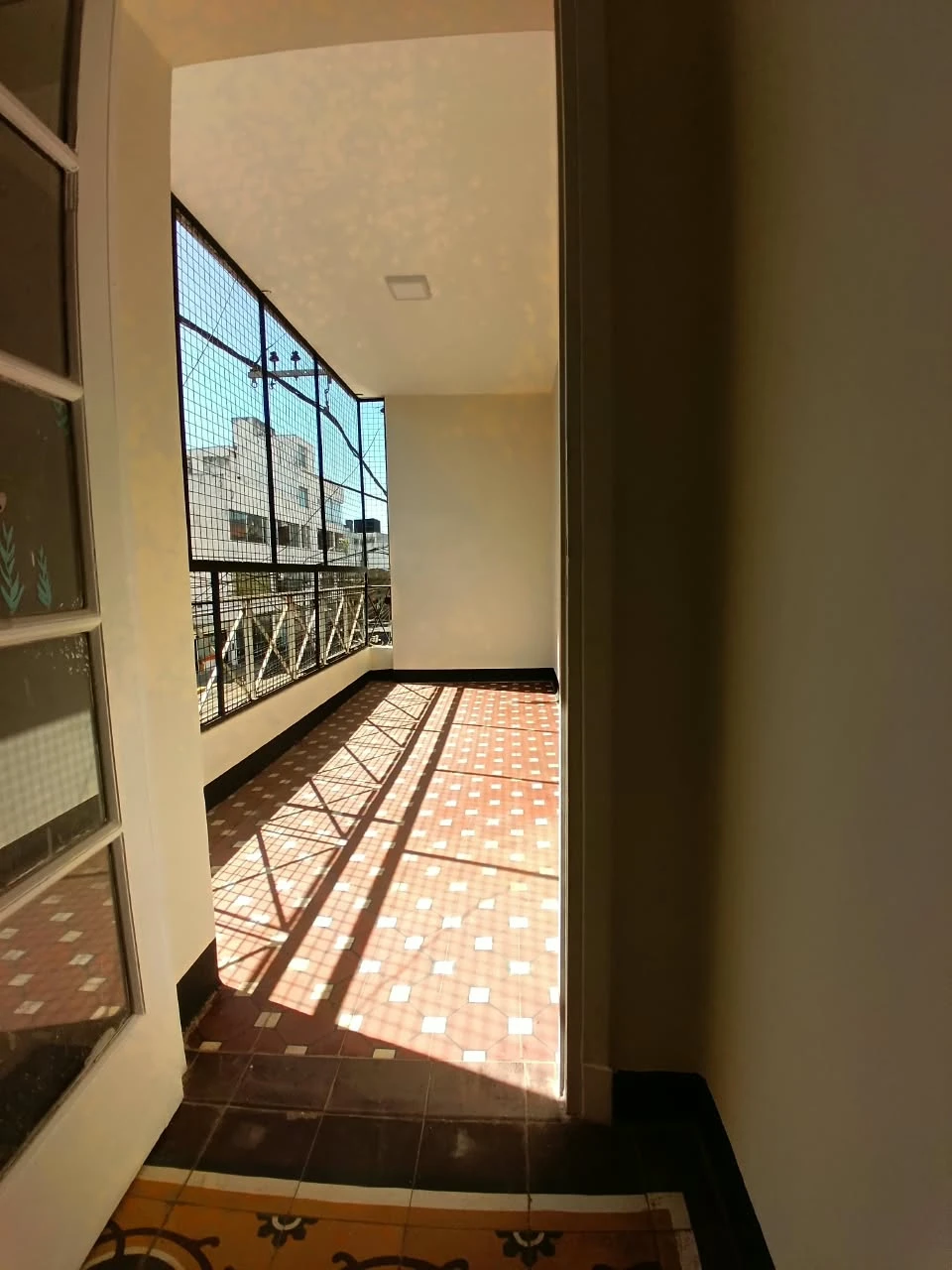 Dpto en ALQUILER – Micro Centro. Salta.
