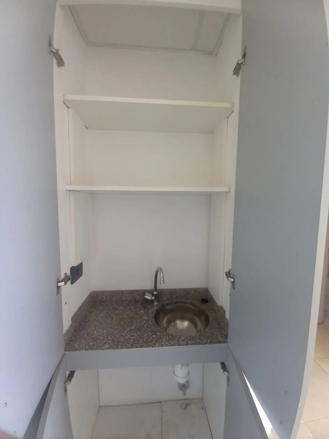 Oficina en ALQUILER – Edificio Fidelia 2do Piso