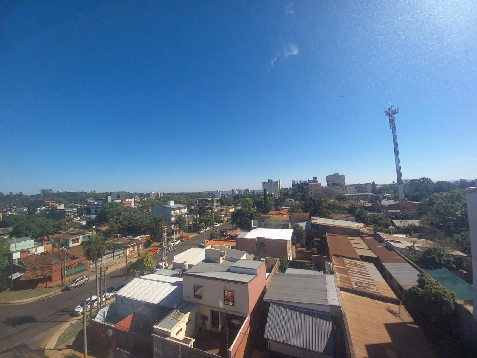 Oficina en ALQUILER – Edificio Fidelia 2do Piso